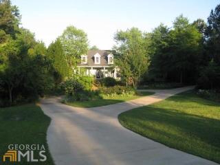 120 Dumbarton Dr, Macon, GA 31210-6105