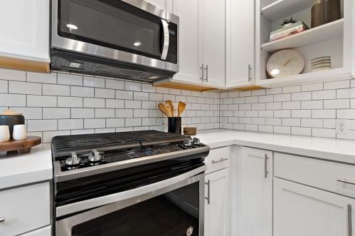 3201 Aldwyche Dr, Austin TX  78704 exterior