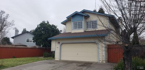 405 Wilson Ln, Windsor, CA 95492-9737