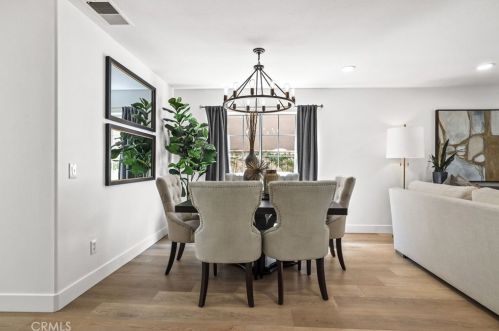 7 Rhode Is, Irvine CA  92606-1755 exterior