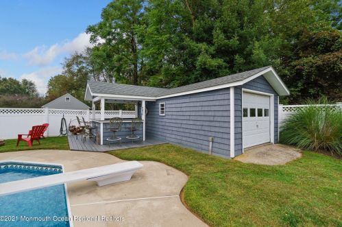 278 Edgebrook Rd, Trenton NJ 08691-3732 exterior