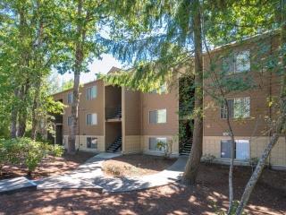 1801 143rd Ave, Portland OR  97230-4113 exterior