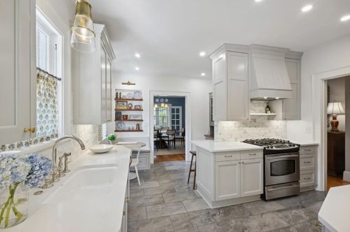 445 Clifton Rd, Atlanta GA  30307-1705 exterior
