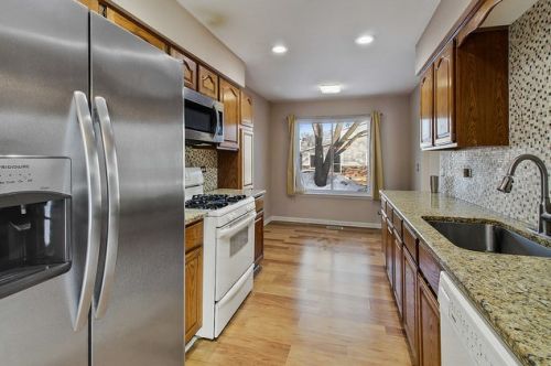 1998 Lexington Dr, Palatine, IL 60074-1418