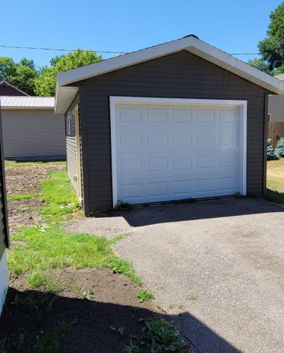640 2nd St, Granite Falls, MN 56241-1457