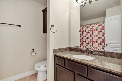 2036 Doolan Dr, Conroe TX  77301-4105 exterior