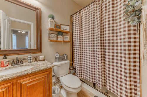 308 Darlington Trl, Fort Worth TX  76131-3584 exterior