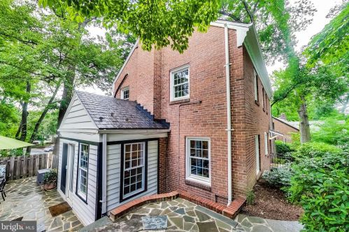 610 Ellsworth Dr, Silver Spring MD 20910-4301 exterior