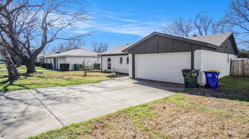 6633 Mona Lisa Ave, Fort Worth TX  76148-2832 exterior