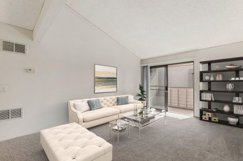 9129 Village Glen Dr, San Diego, CA 92123-5438