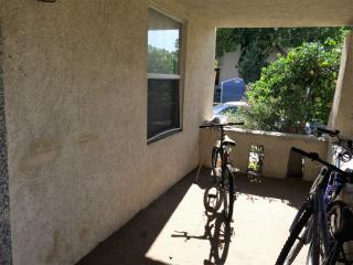 1185 37th St, Los Angeles CA  90007-3953 exterior