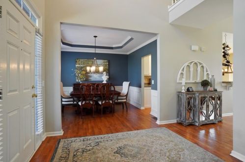 1033 Middlebrooke Dr, Holly Springs, GA 30115-4546
