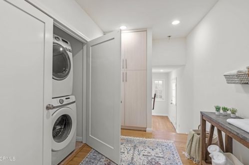 1133 Cordova Ave, Glendale CA  91206-2114 exterior