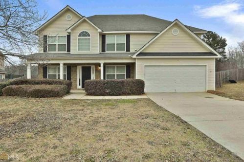 816 Betsy Ross Trl, Hampton, GA 30228-7103