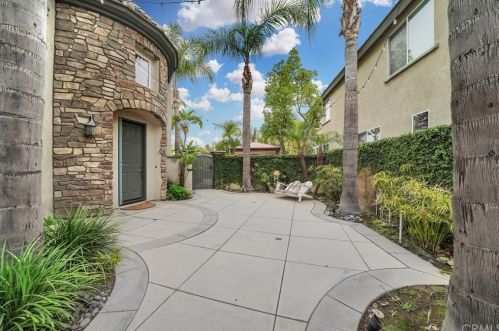 511 Olson Cir, Placentia, CA 92870-8203