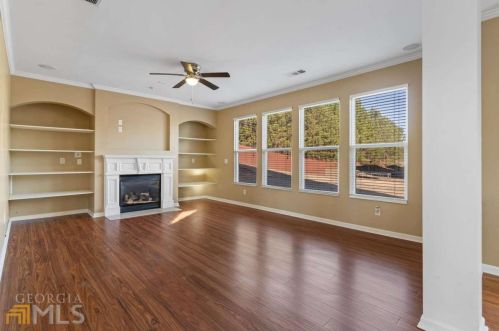 5665 Baffin Rd, Atlanta GA  30349-7051 exterior