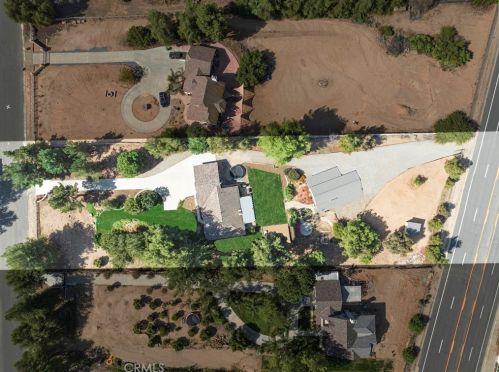 17368 Owl Tree Rd, Riverside CA  92504-9529 exterior