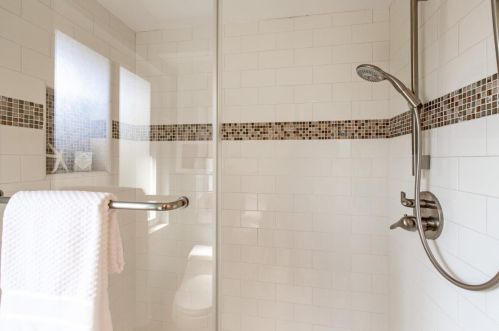 658 San Antonio Rd, Los Altos CA 94022-1304 exterior