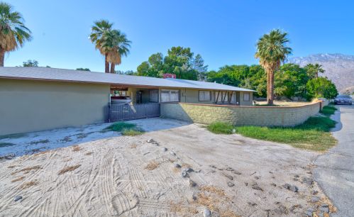 3045 Baristo Rd, Palm Springs, CA 92262-7212