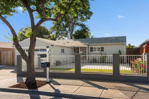 106 Fairway St, Hayward, CA 94544-7354