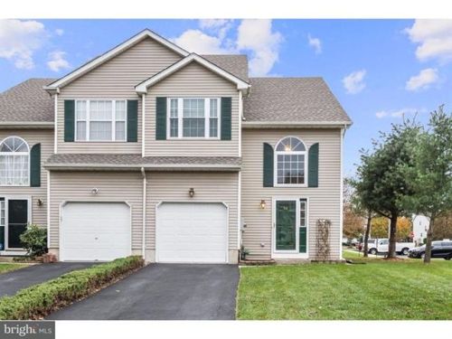 92 Fawn Ct, Lumberton Township, NJ 08048-4290