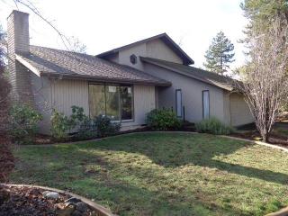 2510 Congress Way, Medford, OR 97504-8510