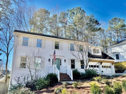 5221 Pikes Peak Ct, Marietta, GA 30062-6556