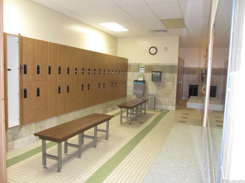 13992 Marina Dr, Denver CO 80014-5511 exterior