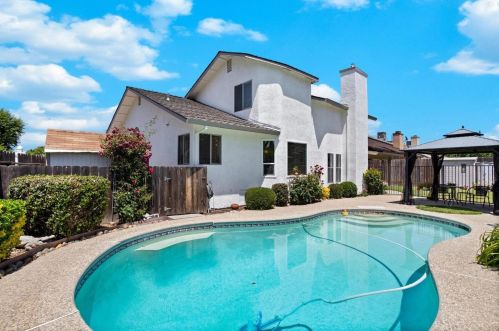 2212 Lodgepole Cir, Modesto, CA 95358-1077