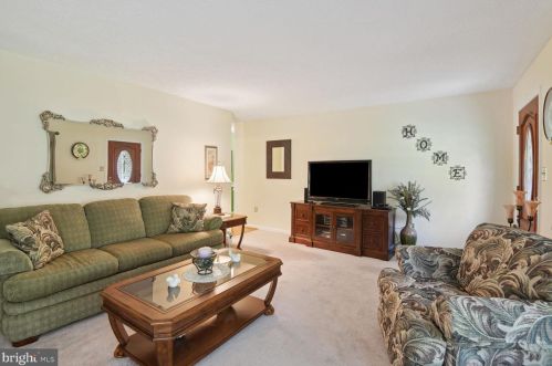 4949 Idlewilde Rd, Shady Side MD 20764-9766 exterior