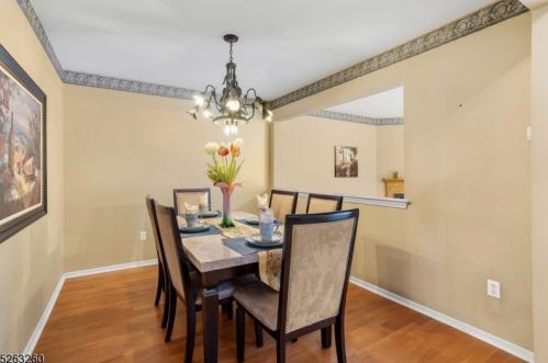 20 Grant Way, Princeton NJ  08540-1600 exterior