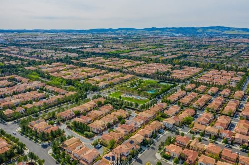 81 Kimbal, Irvine CA  92620 exterior