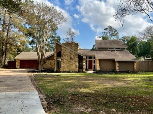 703 Gettysburg Ct, Conroe TX  77302-3725 exterior