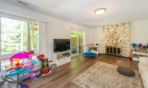 11 Hillcrest Dr, Dover NJ  07869-4513 exterior