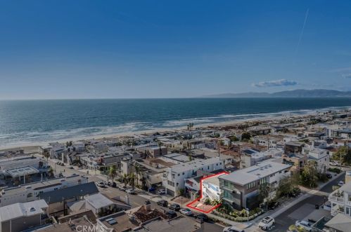 323 Marine Ave, Manhattan Beach, CA 90266-4430