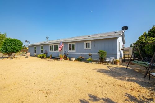 952 Shaver St, San Jacinto, CA 92583-4432