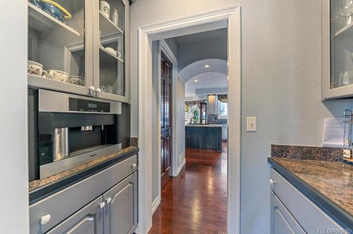 51 Cherry Hl Farm Dr, Englewood CO 80113-7169 exterior