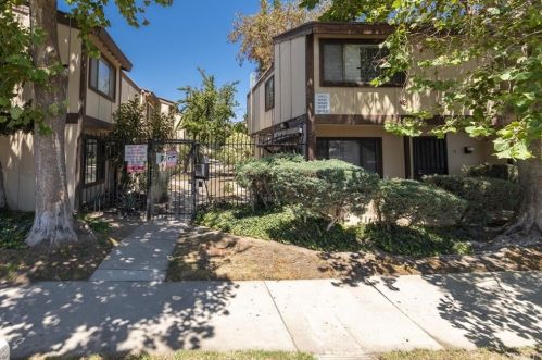 14551 Tupper St, Van Nuys, CA 91402-1451