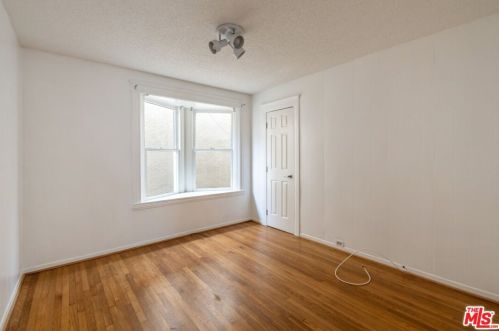 734 Adams St, Glendale CA 91206-2502 exterior