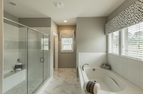 4215 Carver Dr, Atlanta GA  30360-2546 exterior