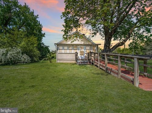 10229 Sunset Hill Ln, Fredericksburg, VA 22408-0233