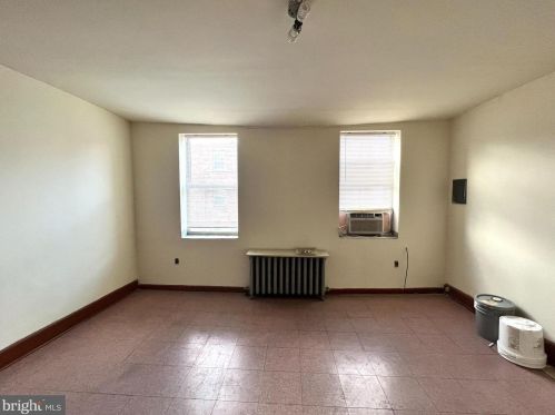 1159 12th St, Philadelphia, PA 19147-4522