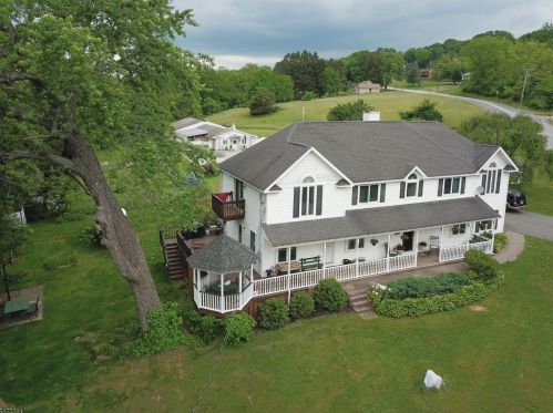 530 Houses Corner Rd, Sparta, NJ 07871-3406