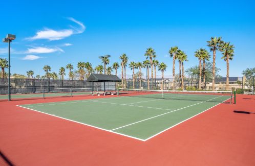 2682 Desert Breeze Way, Palm Springs, CA 92262-8801