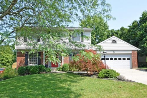 2166 Endovalley Dr, Cincinnati, OH 45244-2713
