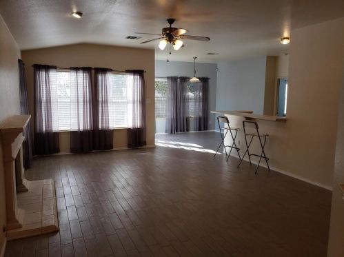 4455 Bremner Dr, Austin TX  78749-3645 exterior