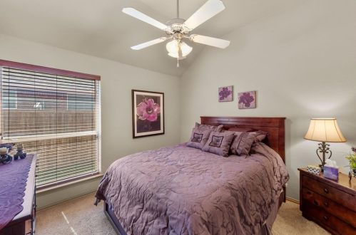 804 Sequoia Way, Fort Worth TX  76131-3557 exterior