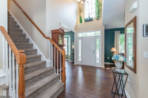 98 Winding Hill Dr, Hackettstown NJ  07840-5671 exterior