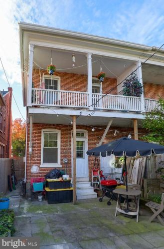 151 Ross St, Lancaster PA  17602-1940 exterior