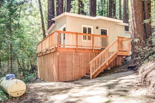 505 Bernstein Dr, Big Basin, CA 95006-8501